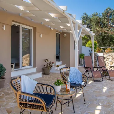 Paxos Couple House By Konnect